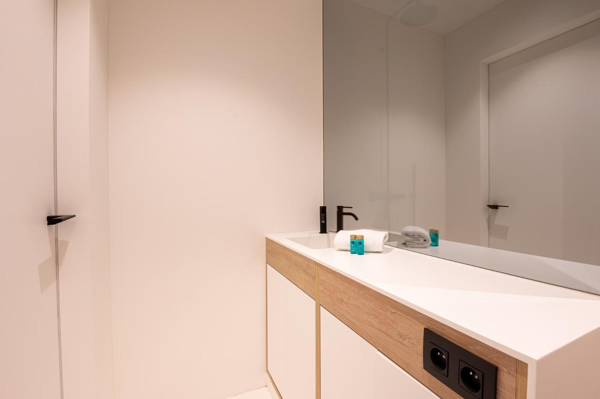 Dunvegan - City Centre Luxurious Apartment For 5 Ostende Exterior foto